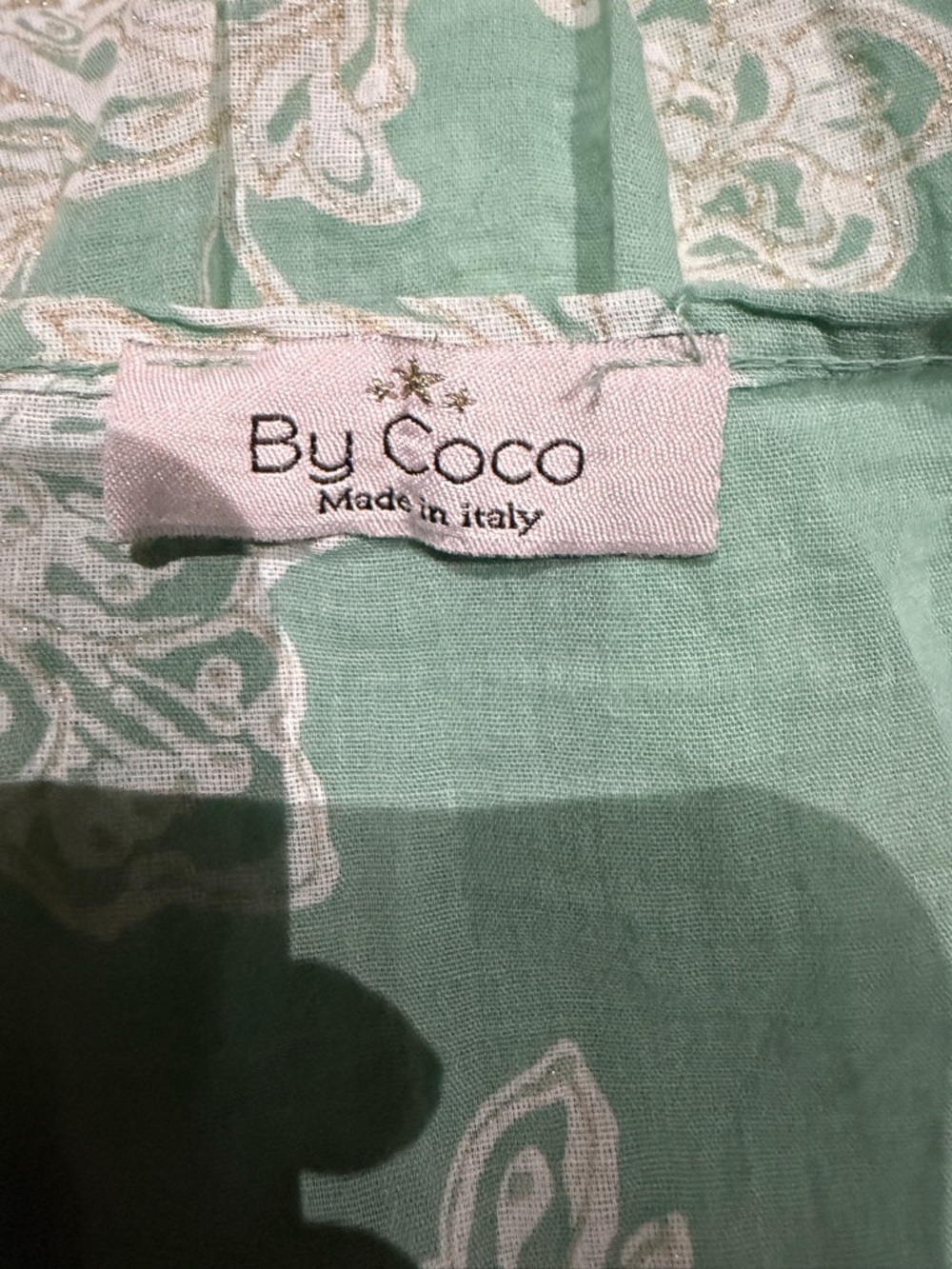 By Coco, Made in Italy, 100% Cotton Mint Green w/Metallic Gold in White Floral V - Picture 5 of 6